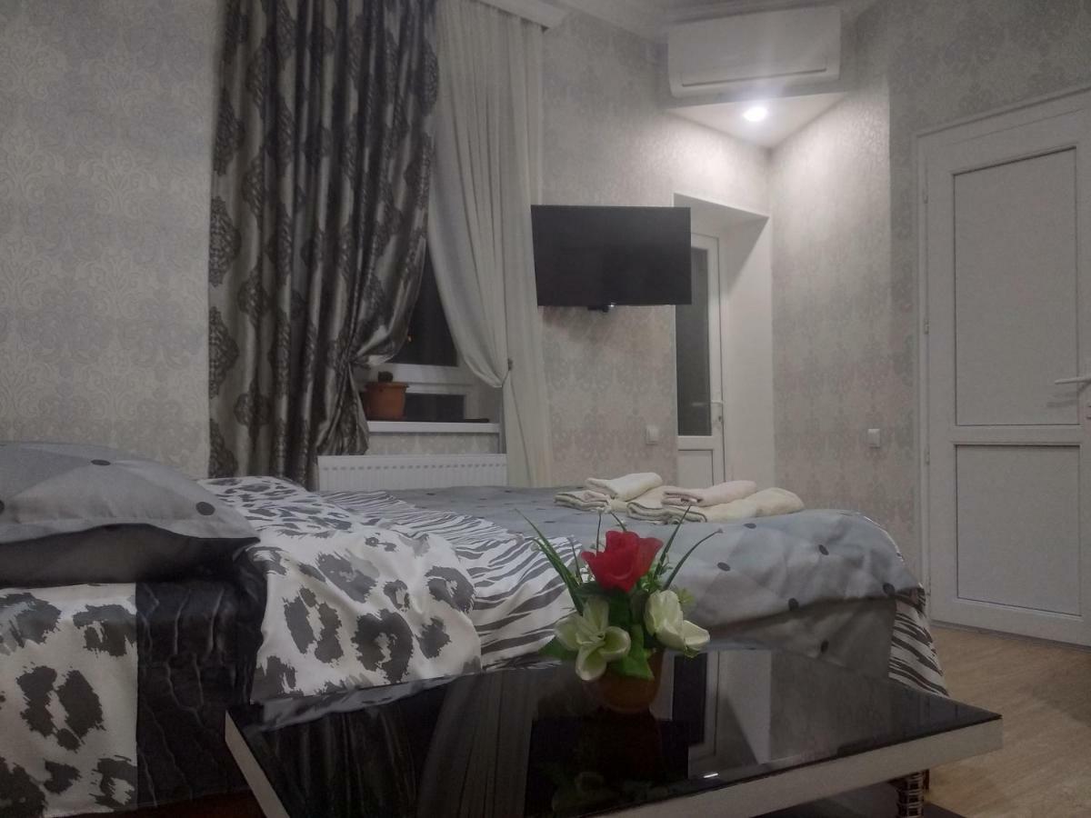 Emi&Mari Apartment Tbilisi Bagian luar foto